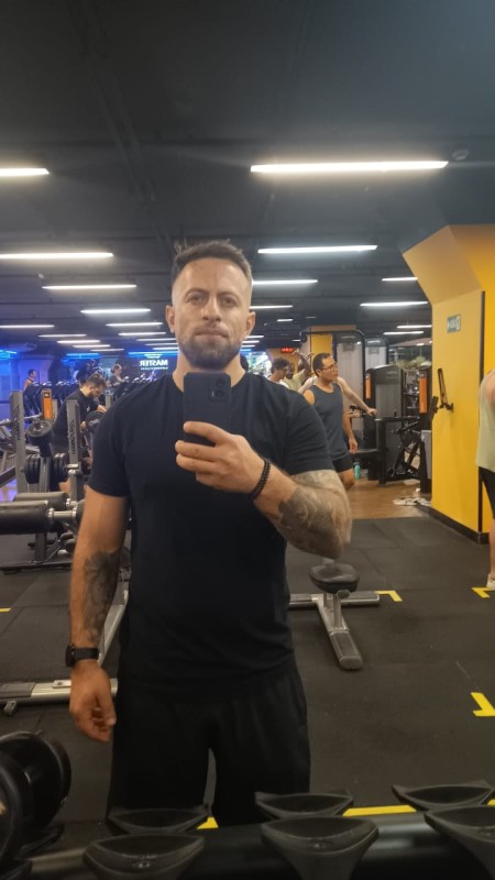 WhatsApp-Image-2025-11-06-at-002432-1 WhatsApp-Image-2025-11-06-at-002432-1