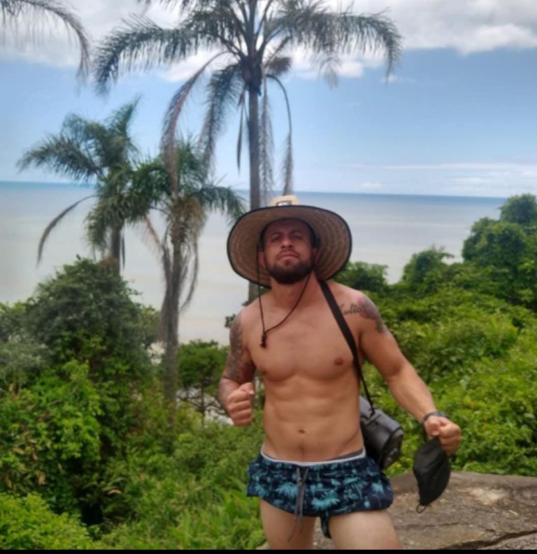 WhatsApp-Image-2025-11-06-at-002455-1 WhatsApp-Image-2025-11-06-at-002455-1