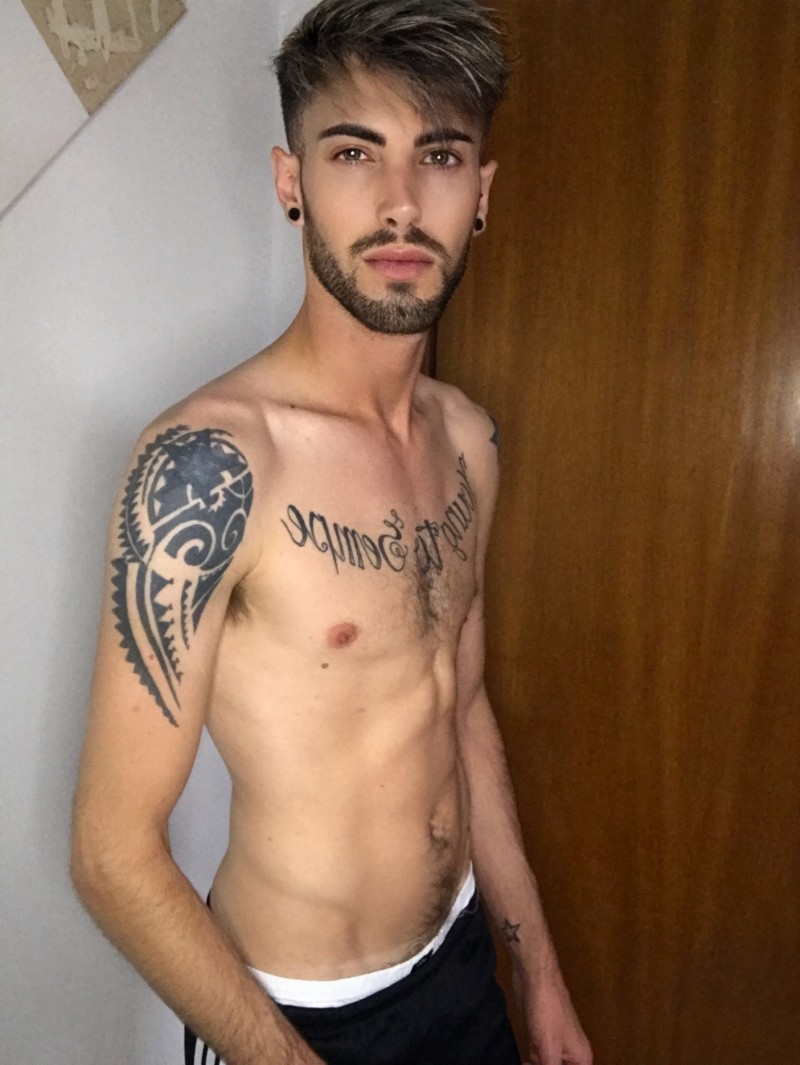 0d8a024e-f823-48b0-9bbc-da0dd854ba0f