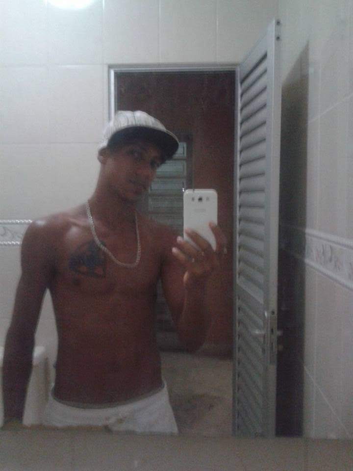 FBIMG1544298357175