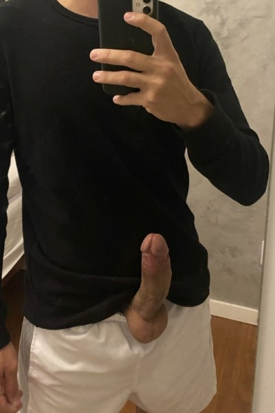 Bonito, dotado, simpático