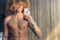 Mike leão
