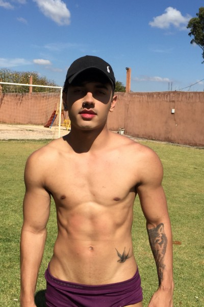 Boy Versátil