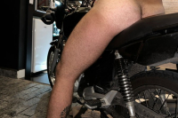 Motoboy gato