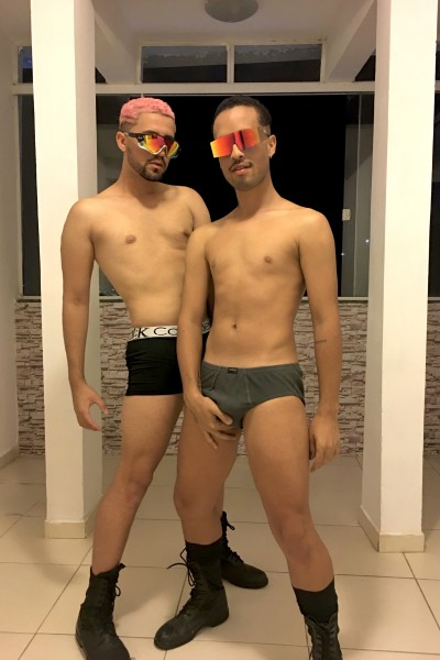 CASAL NOVINHO